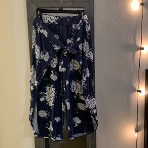 Maurices | size 14W | pirate/parachute dress pants